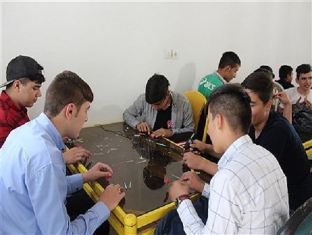 برگزاری اردوی یک روزه برای دانش آموزان ناحیه 2 بهارستان