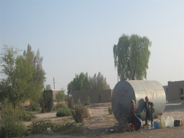 فریاد العطش مردم روستای سعید آباد رودبار از بی آبی به آسمان بلند شد