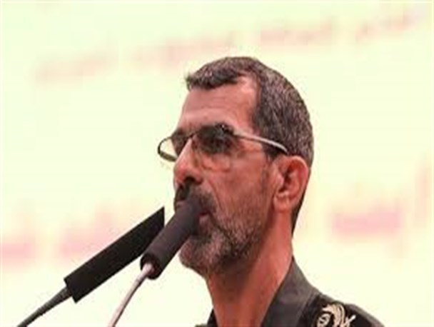 راه انداری رسانه‌های متعدد در فضای مجازی  از اهداف دشمنان ،برای تضعیف کانون خانواده و مساجد است