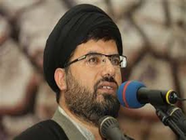 پرسه زدن در بازارهای عربستان جایز نیست