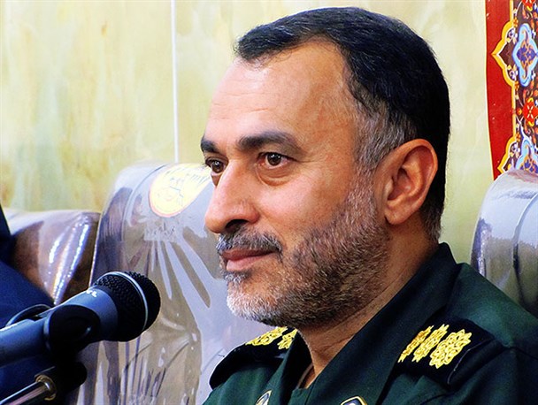 دوری از مسجد موجب پدیده‌هایی مثل حقوق‌های نجومی شده است