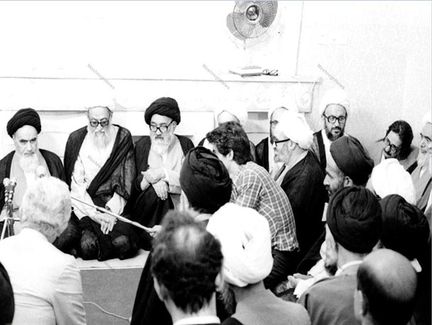 قانون اساسی ایران به استناد مباحث دینی و قرآنی تبیین شده است