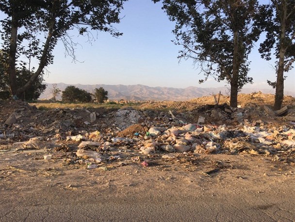 نخاله های ساختمانی در نظرآباد ساماندهی نمی شود