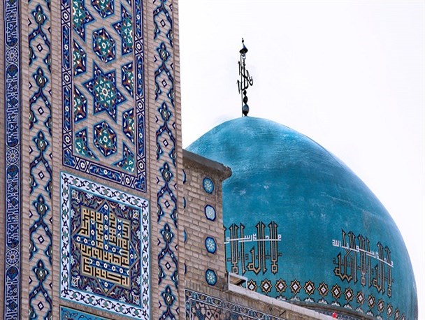 مسجد محور آموزش و نشر قرآن است