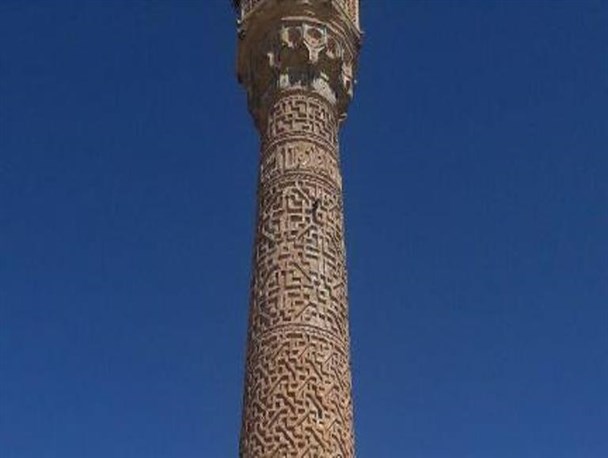قدیمی ترین منار جنبان ایران در مسجد جامع سمنان +تصاویر