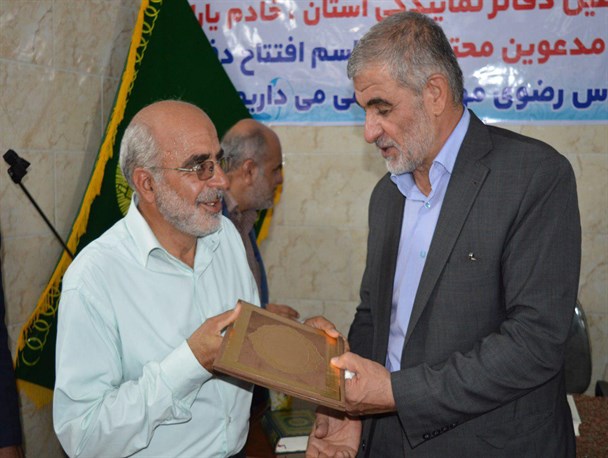 توسعه فرهنگ رضوی و مساعدت به نیازمندان اولویت آستان قدس رضوی است