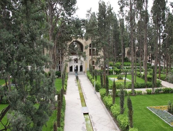ساماندهی و حفاظت فضای سبز مجوعه تاریخی باغ فین