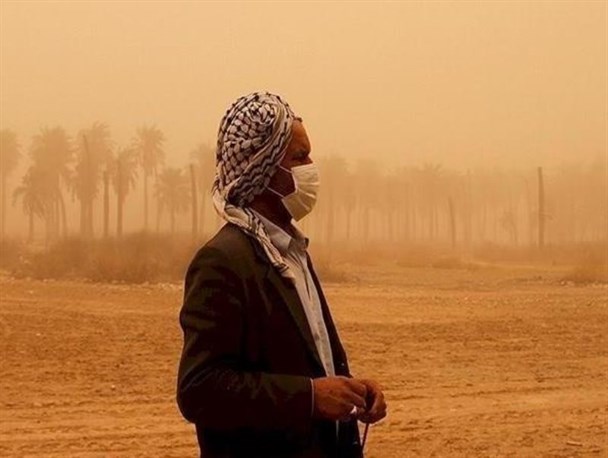 ادارات حوزه سیستان تعطیل شد/ توفان ۹۵ نفر را روانه بیمارستان کرد