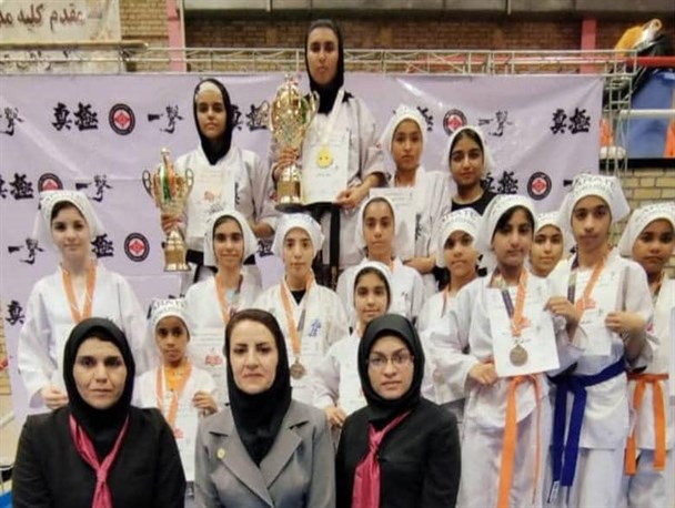 درخشش بانوان کاراته‌کا رودانی در مسابقات انتخابی کشور
