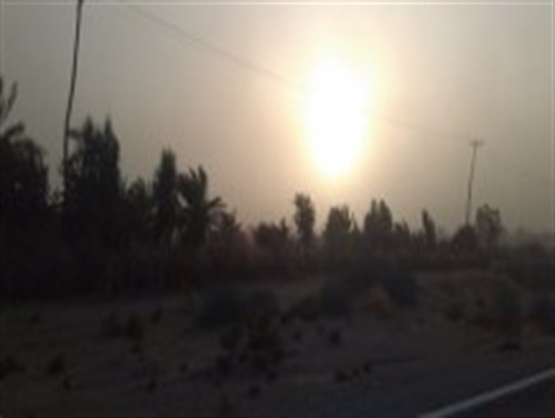وزش طوفان با گرد و غبار درشهرستان دلگان