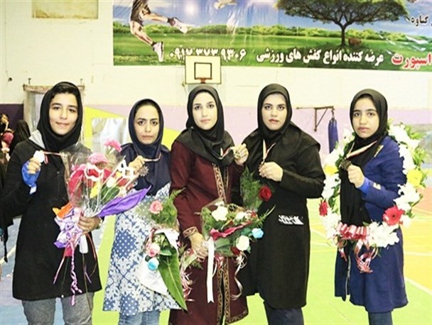 راهیابی دو بانوی گناوه ای به اردوی تیم ملی+تصاویر