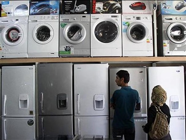 فرهنگ استفاده از کالای ایرانی همچنان برای مردم ناآشناست/ نهادینه شدن یک فرهنگ غلط