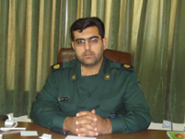 نباید از راه و اهداف شهدا خارج شد/ شروع‌کننده هفته دفاع مقدس در شهرستان چرام عطر افشانی قبور شهدا است