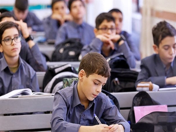 ثبت نام ۲ هزار و ۴۵۸ دانش آموز در مدارس بردخون