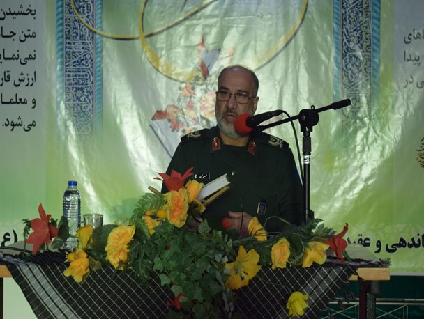 الگوپذیری از دفاع مقدس در گام دوم باید بیش از گذشته مورد توجه قرار گیرد