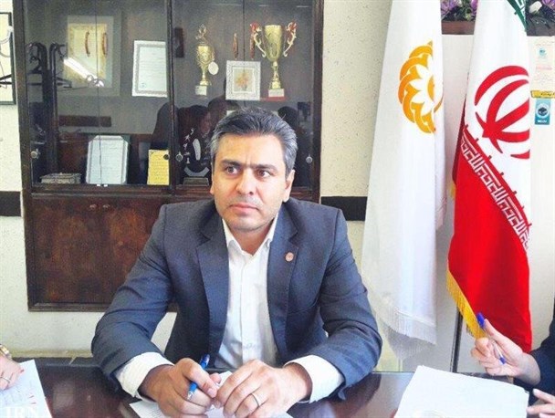 اهدای ۳۰۰ بسته لوازم التحریر به مددجوهای بهزیستی نیشابور