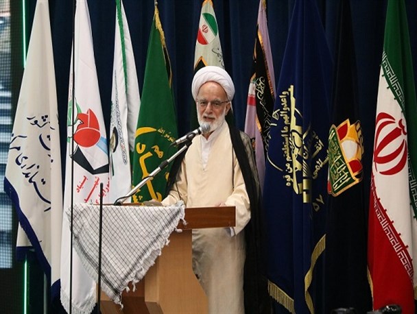 دفاع مقدس درس آزادگی با الهام گیری از اسلام ناب محمدی (ص) را برای جهانیان به ارمغان آورد