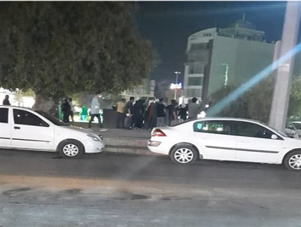 تجمع اعتراضی در بوشهر به بهانه فوت "مهسا امینی"/ عوامل ضدانقلاب در بین معتریض دستگیر شدند