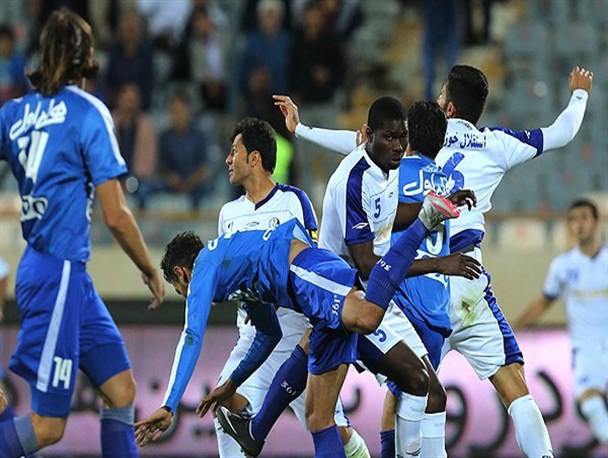 حنیف : مگر ما مسلمان نیستیم؟ عاشورا نداریم؟