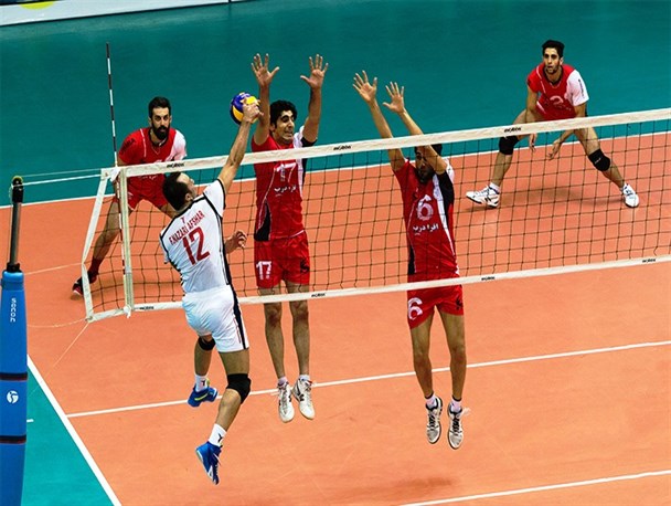 اولین بازی تیم والیبال شهرداری ارومیه در لیگ برتر 94