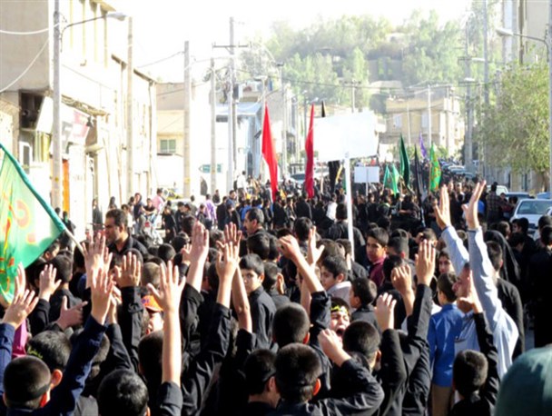 مراسم سوگواری «احلی من العسل» در کازرون برگزار شد+ عکس