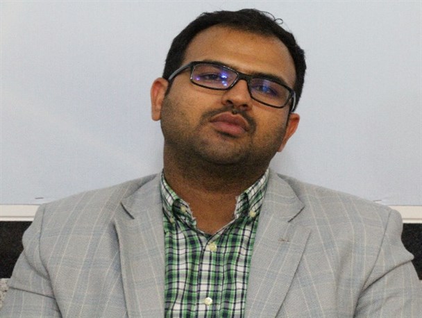 جوانان ایرانی با سلاح علم استکبار را خلع سلاح کنند/ رشادت های مدافعان حرم تکلیف دینی است