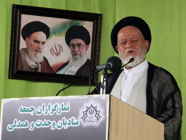 مسئولان در پیروی از بیانات رهبری به "سخنرانی" اکتفا نکنند