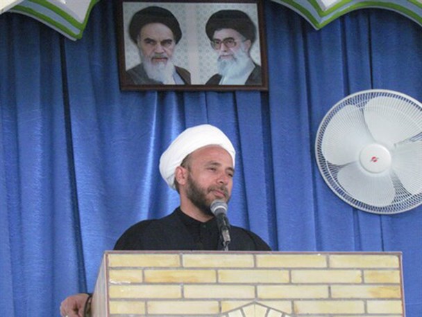 برخی به جای خدمت به محرومان؛ تسهیلات دولتی را میلیاردی برای خود می گیرند