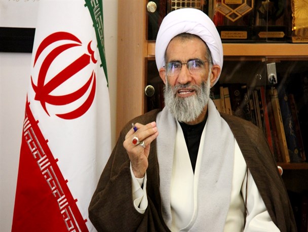 دولتمردان به جای حاشیه پردازی در سایه انتخابات به فکر حل مشکلات اساسی کشور و مردم باشند