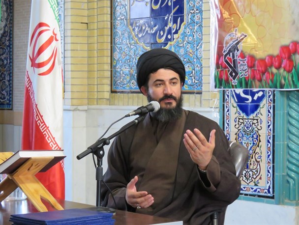 عملیاتی کردن شعار اقتصاد مقاومتی بزرگترین پدافند غیر عامل است