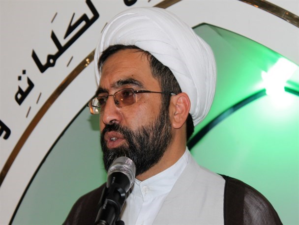 باید فرش زیر پای دولت را بفروشند و حق کشاورز را بدهند