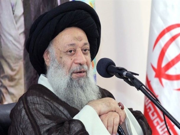 عراقی ها برای زوار سنگ تمام می گذراند/ زائران مفهوم زیارت اربعین را درک کنند