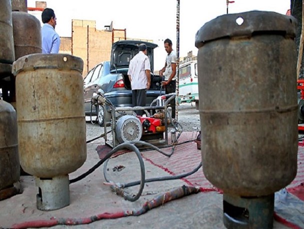 گازسوز کردن غیرمجاز خودروها با میدان داری کپسول های گاز خانگی/ ال پی جی، بمبی متحرک بیخ گوش شهروندان زاهدانی