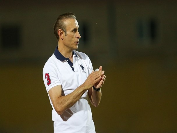 گل محمدی: بازیکنان پرسپولیس تحت فشار هستند، نمی توانیم بازیکن بگیریم/ بردن فولاد در زمین خودش کار هر تیمی نیست