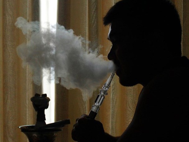 چنبره قلیان سراها بر سلامت جوانان؛وقتی نظارت ها کم رنگ است