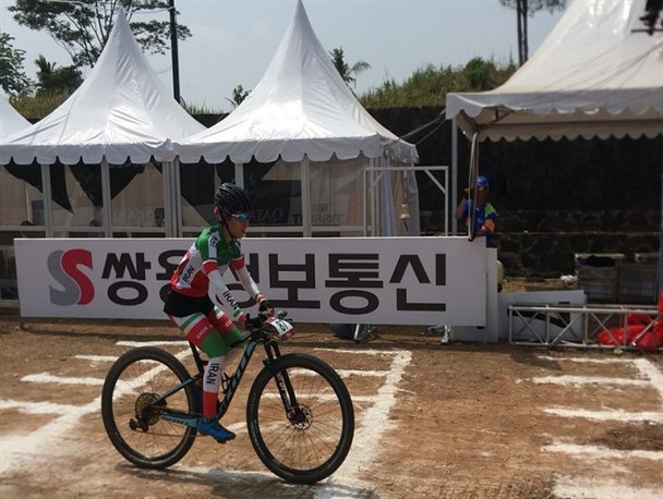 دوچرخه سواری کوهستان قهرمانی آسیا| بدشانسی پرتوآذر؛ پنچر کرد و پنجم شد