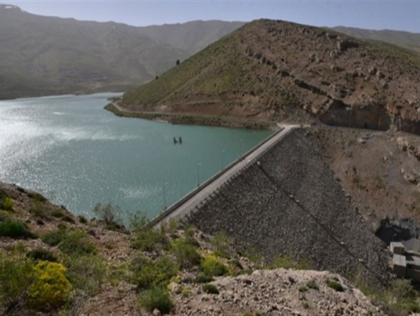 بابت ذخیره سدهای استان کرمانشاه نگرانی نداریم/ اکثر دشتهای کرمانشاه ممنوعه و بحرانی است