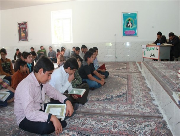 برگزاری مسابقات قرانی بسیج در تنگستان+ تصاویر