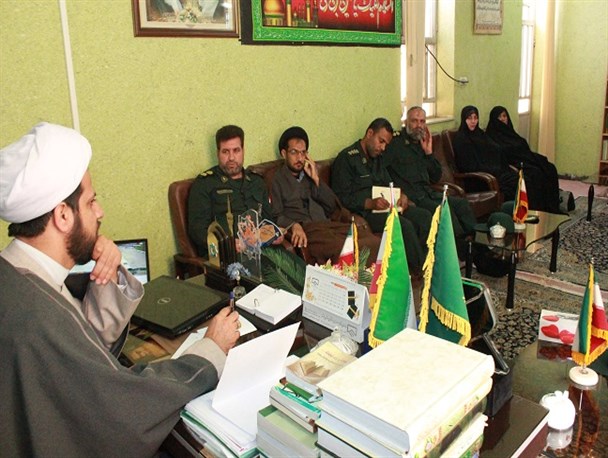 دیدار فرماندهان و مسئولین بسیج تنگستان با امام جمعه اهرم