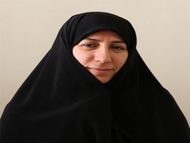 زهره نادری معاون منابع انسانی و پشتیبانی جمعیت هلال احمر همدان شد
