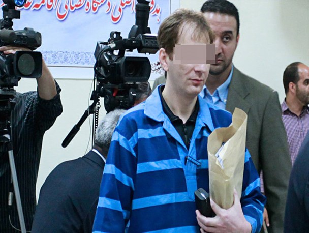 محاکمه یک مهره سوخته