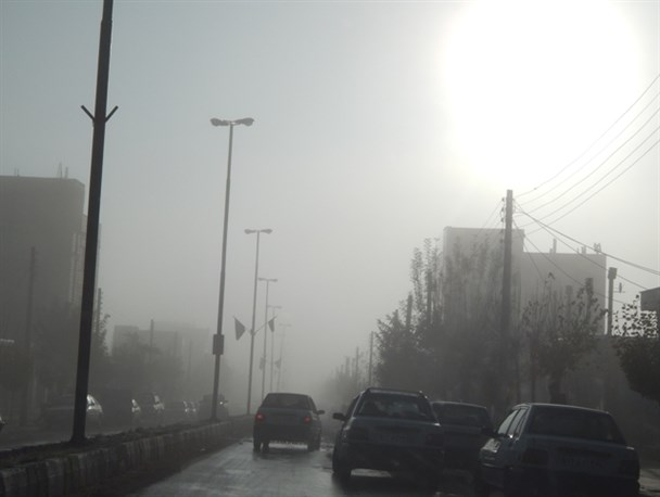 مه صبحگاهی ماهنشان را فرا گرفت