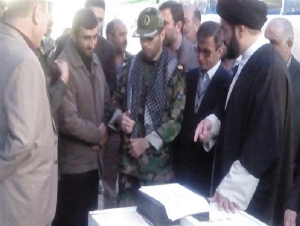 تصویری/ افتتاح نمایشگاه اقتصاد مقاومتی در شفت