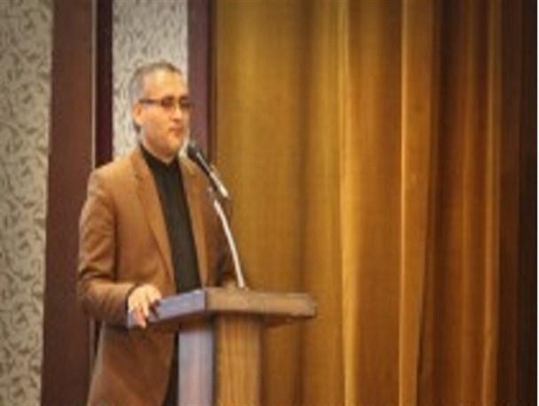 کتابداران، مروجان فرهنگ کتاب‌خوانی هستند