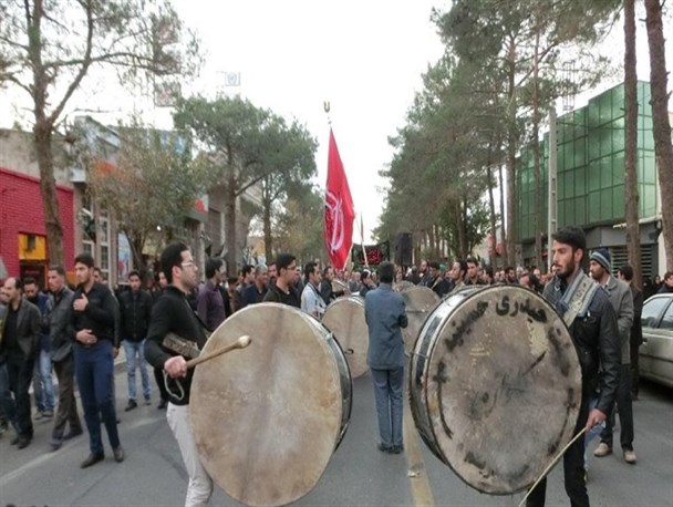 پیاده روی بزرگ اربعین در نایین+ تصاویر