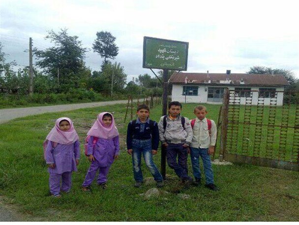 عکس / مدرسه‌ای با 5 دانش آموز