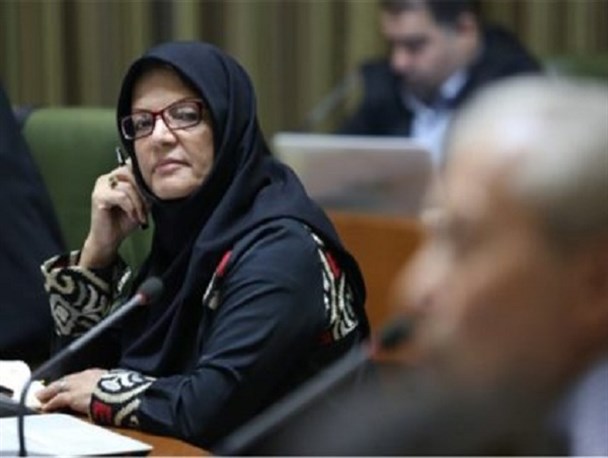 ترافیک‌‌های سنگین در مسیر کرمانشاه نشانگر عدم اعتماد مردم به مسئولان است