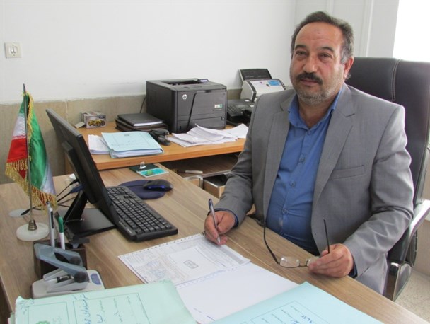 دریافت مالیات واقعی از بازار کسب و کار را با جدیت پیگیری می کنیم