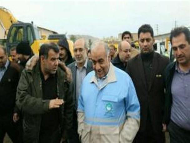 بازدید استاندار کرمانشاه از روند خدمت رسانی به زلزله زدگان