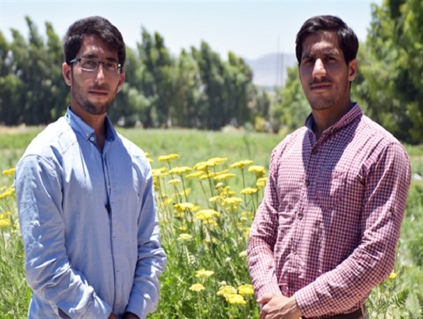 برای رسیدن به اهداف از دلسردی ها و موانع عبور کردیم/ هر سال گیاه جدیدی از گیاهان دارویی با ارزش اقتصادی بالا به بازار ارائه می‌کنیم